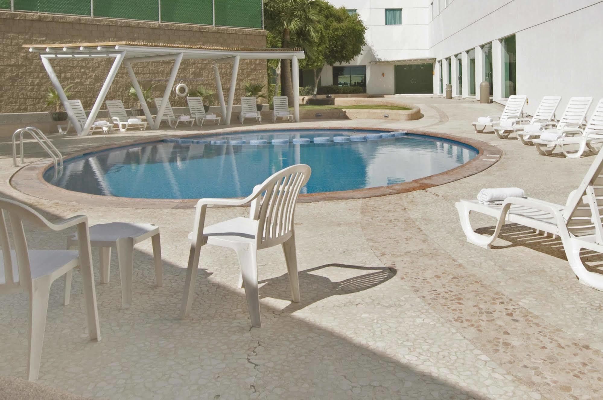 Fiesta Inn Mexicali Exteriör bild